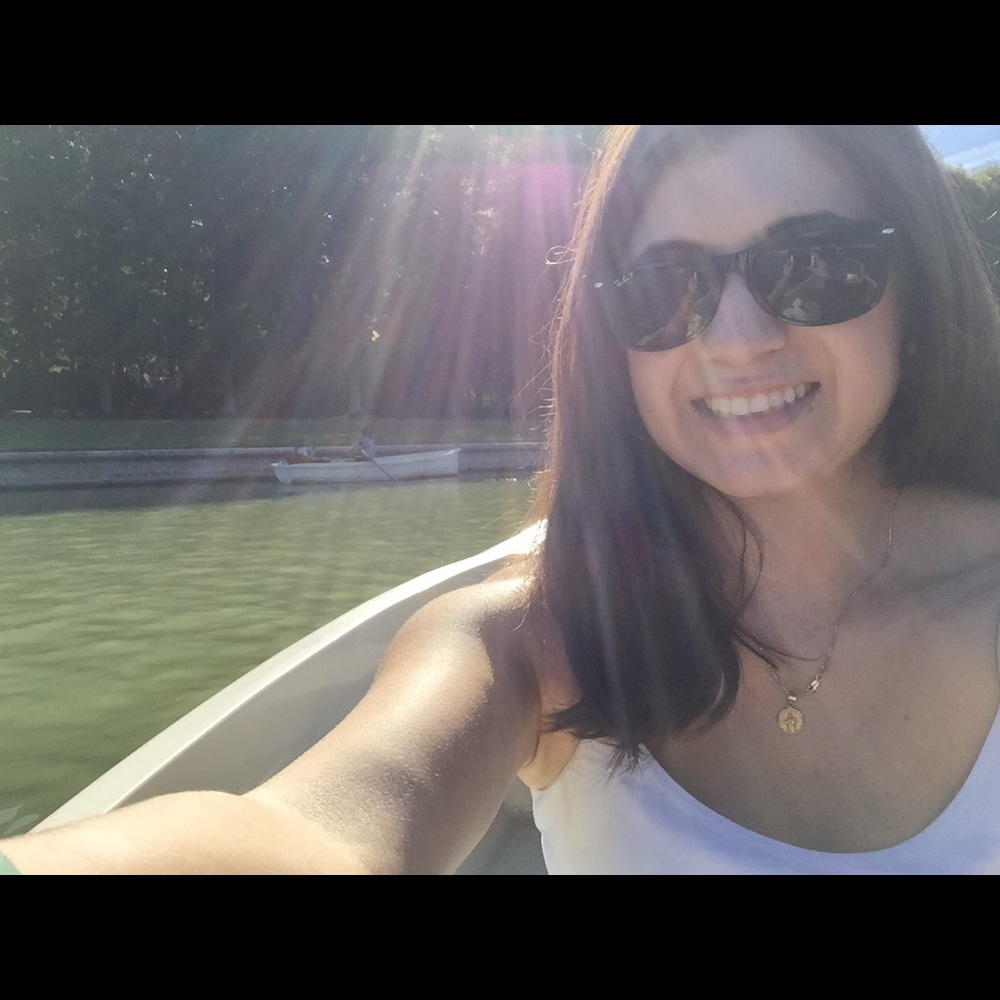 Meet your Posher, Lauren